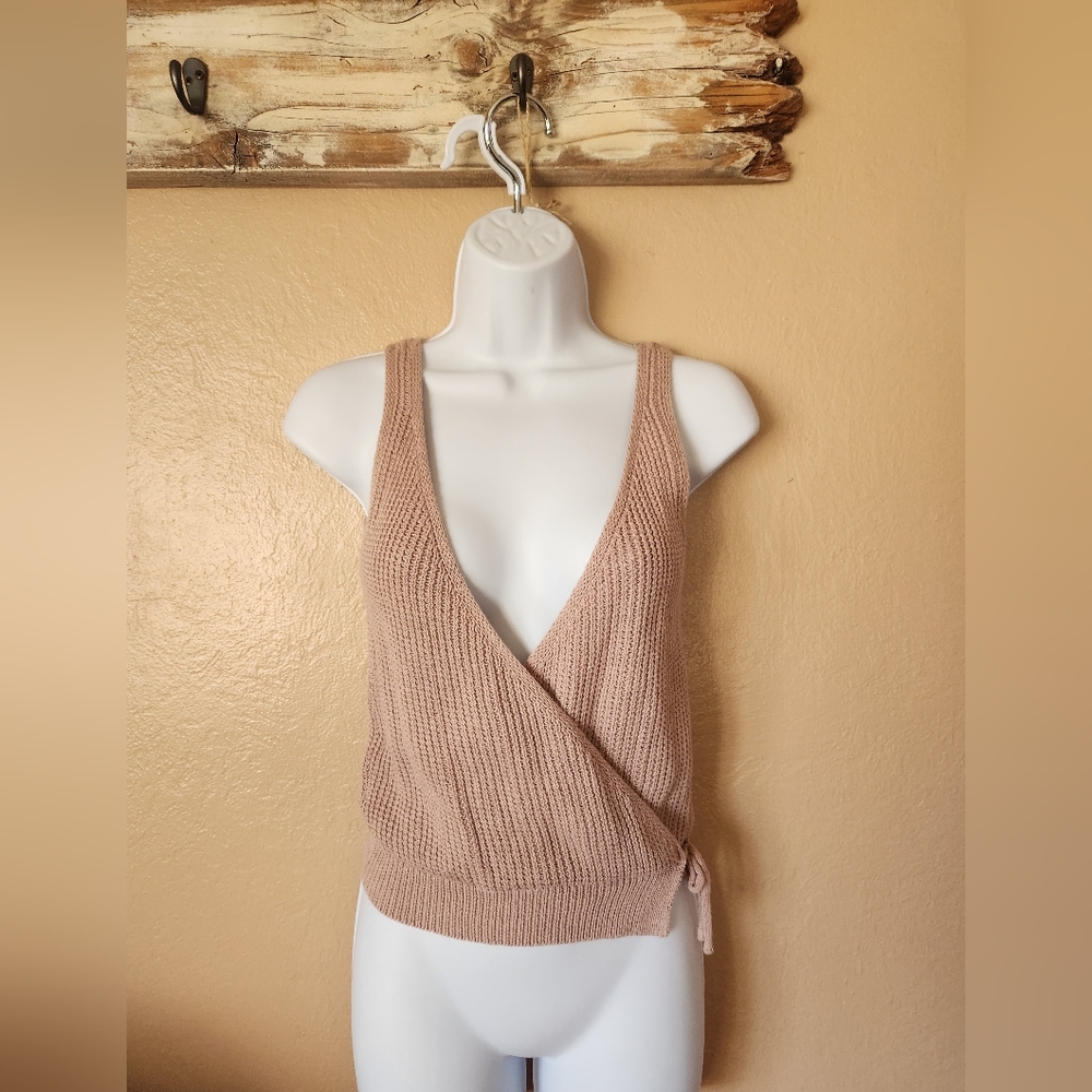 Moon & Madison Crochet top
